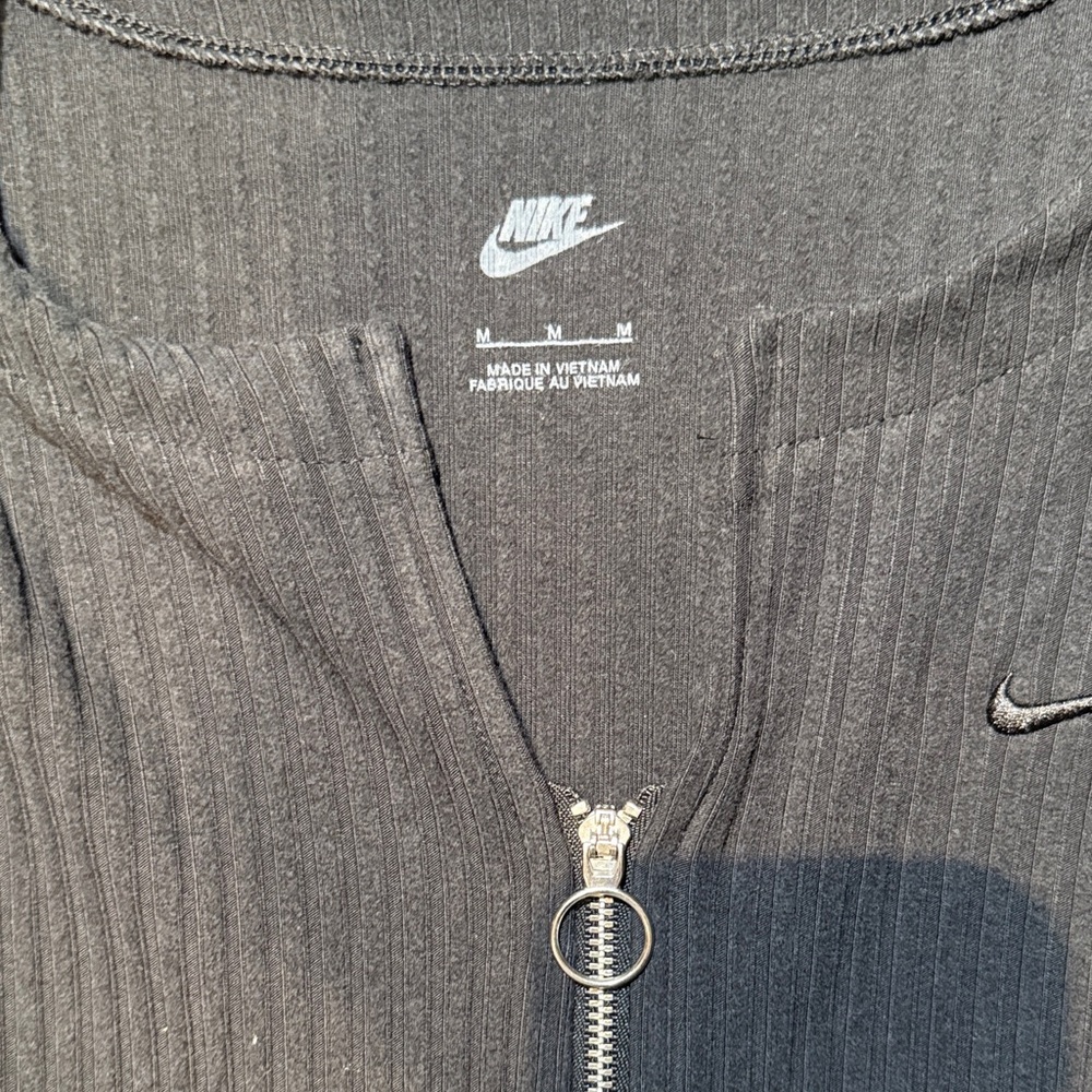 Nike Black Ribbed Zip-Up Cardigan - Picture 2 of 4